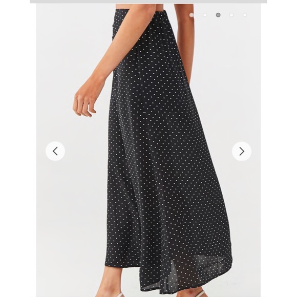 💚 NWOT FOREVER 21 Polka Dot Maxi Skirt - Picture 3 of 6